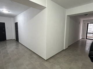 Apartament cu 3 camere, 93 m², Buiucani, Chișinău foto 5