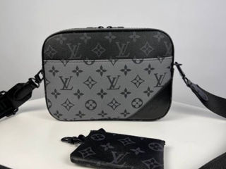 Мужская стильная сумочка  Louis Vuitton