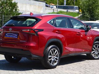 Lexus NX Series foto 2