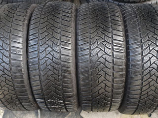 215/55/ R17- Dunlop.M&S.