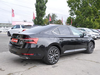 Skoda Superb foto 5