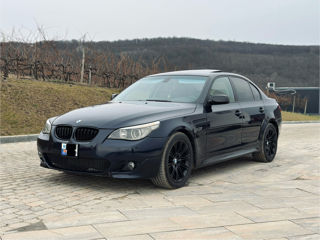 BMW 5 Series foto 6