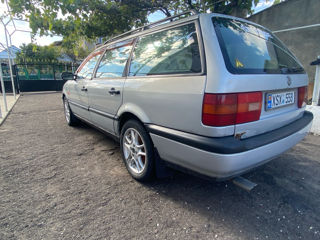 Volkswagen Passat foto 4