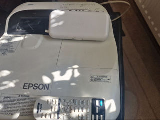 проектор Epson 595 Wi