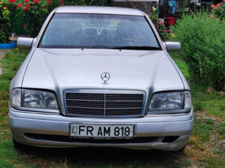 Mercedes C-Class