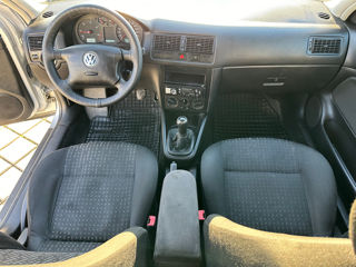 Volkswagen Golf foto 9