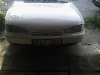 Ford Mondeo foto 3