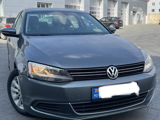 Volkswagen Jetta foto 1