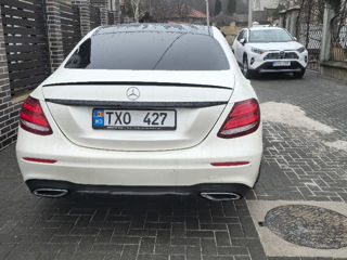 Mercedes E-Class foto 10