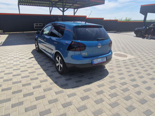 Volkswagen Golf foto 1