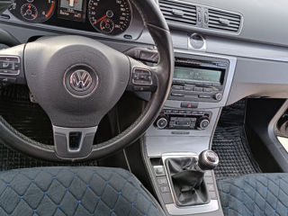 Volkswagen Passat foto 10