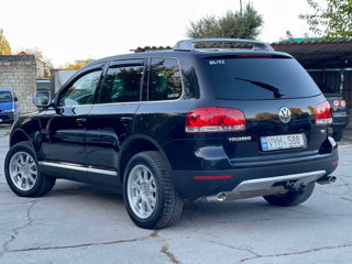 Volkswagen Touareg foto 6