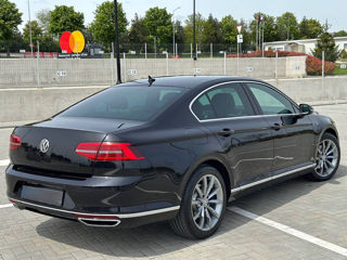 Volkswagen Passat foto 3