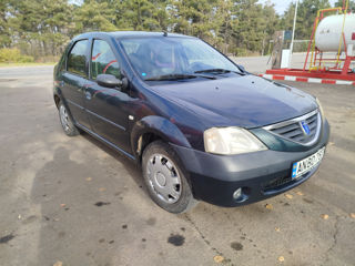 Dacia Logan foto 8