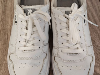 Adidași albi Rieker - 549lei foto 1