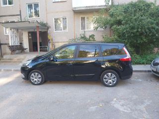 Renault Grand Scenic foto 6