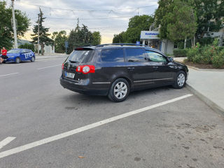 Volkswagen Passat foto 2