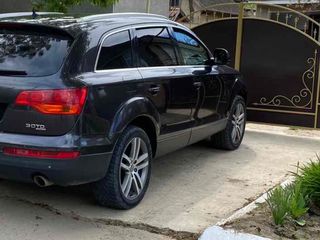 Audi Q7 foto 2