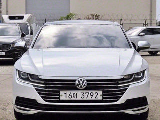 Volkswagen Arteon foto 1