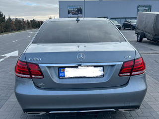 Mercedes E-Class foto 2