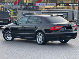 Skoda Superb foto 5