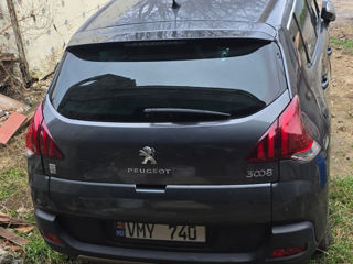 Peugeot 3008 foto 2