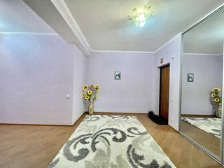 Apartament cu 2 camere, 59 m², Durlești, Chișinău foto 9