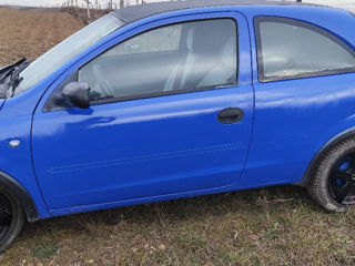 Opel Corsa foto 2