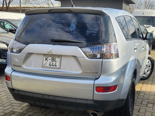 Mitsubishi Outlander foto 19