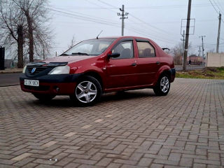 Dacia Logan foto 2