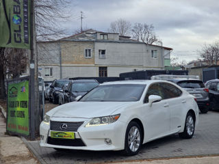 Lexus ES Series