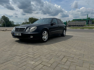 Mercedes E-Class