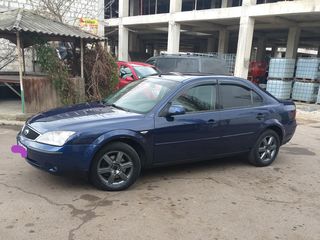 Ford Mondeo foto 4