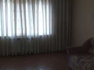 Apartament cu 2 camere, 55 m², Centru, Ungheni foto 3