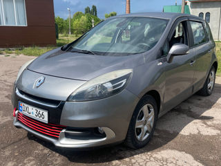 Renault Scenic foto 2