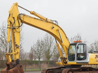 Excavator New Holland E385 foto 2