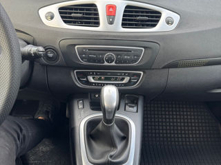 Renault Grand Scenic foto 6