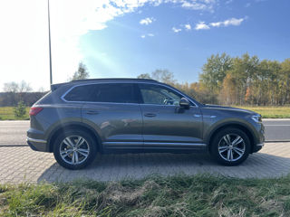 Volkswagen Touareg foto 7