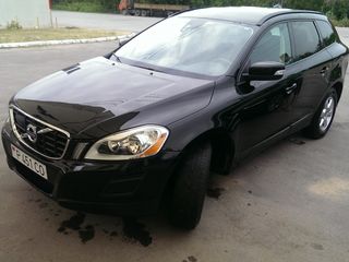 Volvo XC60 foto 2