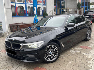 BMW 5 Series foto 1