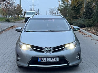 Toyota Auris foto 2