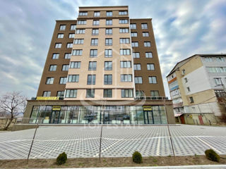 Apartament cu 2 camere, 77 m², Centru, Ialoveni foto 2