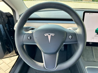 Tesla Model 3 foto 12