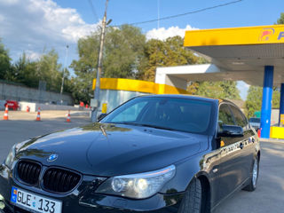 BMW 5 Series foto 6