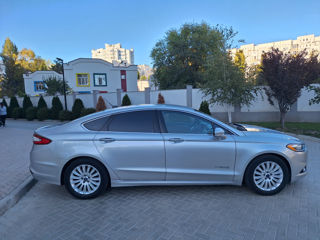 Ford Fusion foto 5