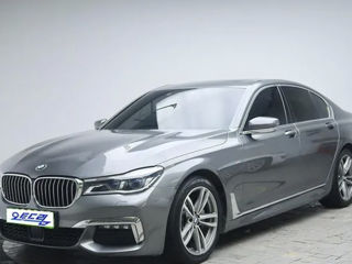 BMW 7 Series foto 1