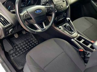 Ford Focus foto 5