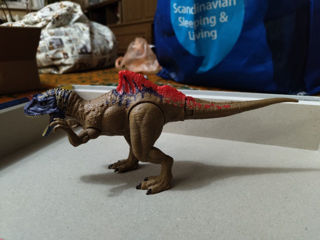 Динозавр Jurassic World foto 3