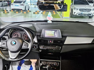 BMW 2 Series Active Tourer foto 7