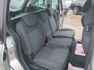 Ford C-Max foto 13